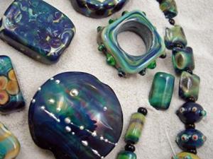 Detail Image for art Ambrosia Glass *KRAZY FOR KRONOS* Lampwork 61 Beads Handmade NR