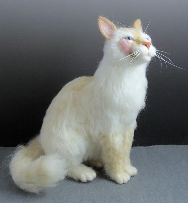 Art: Lucky - needle felted cat portrait by Artist Harlan