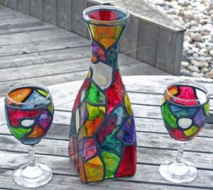 Detail Image for art Funky Organic Stained Glass Painted Wine Decanter & 2 glasses set